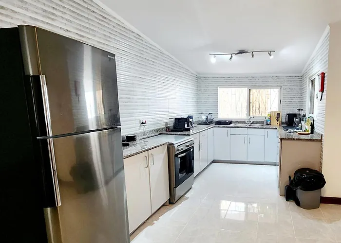 Kaz Memel Villa Beau Vallon (Mahe)