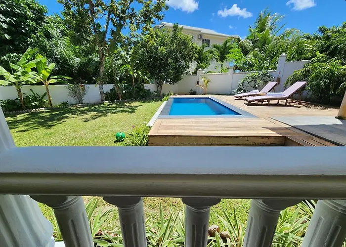 Kaz Memel Villa *